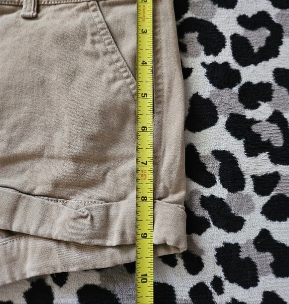 Abercrombie & Fitch Y2K Tan Mini Shorts Womens size 4 Embroidered Logo Cotton - Picture 6 of 7